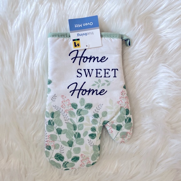 True Living Green Leaf Print Kitchen Decor Bundle - Picture 4 of 5